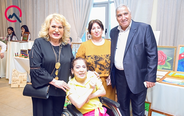 Prezidentin qızı məşhurlarla bir arada - FOTO - VİDEO