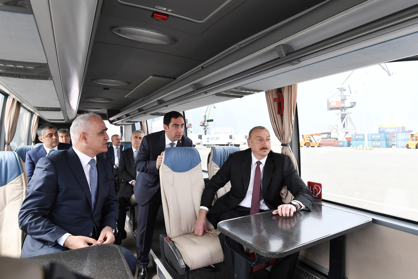 Açıq dənizlərə çıxışı olmasa da, Azərbaycan nəqliyyat və logistika mərkəzinə çevrilir