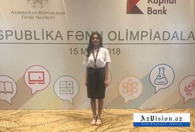 700 bal toplayan abituriyent: “Repetitor yanına getməmişəm”