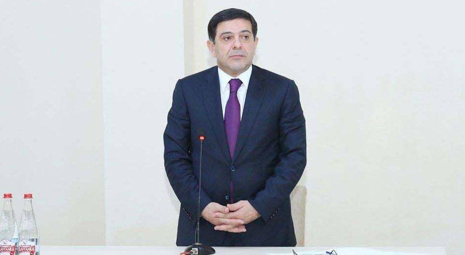 Prezident icra başcısını vəzifəsindən azad etdi
