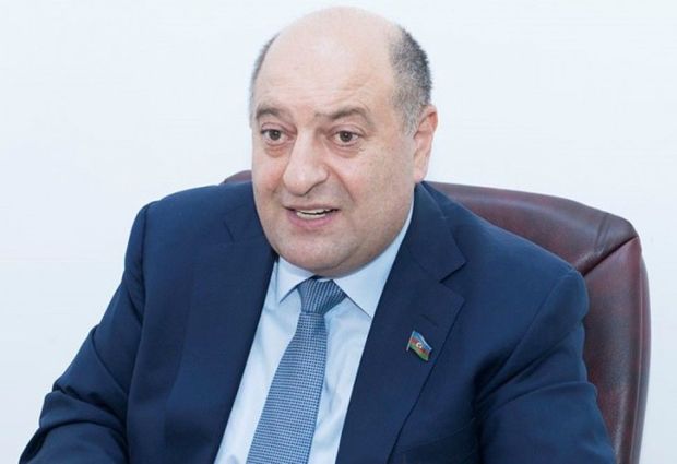 "Azərbaycanda tibbi təhsil sistemi əyləncə mərkəzi xarakteri daşıyır" - Deputatlar səriştəsiz həkimlərdən danışdı