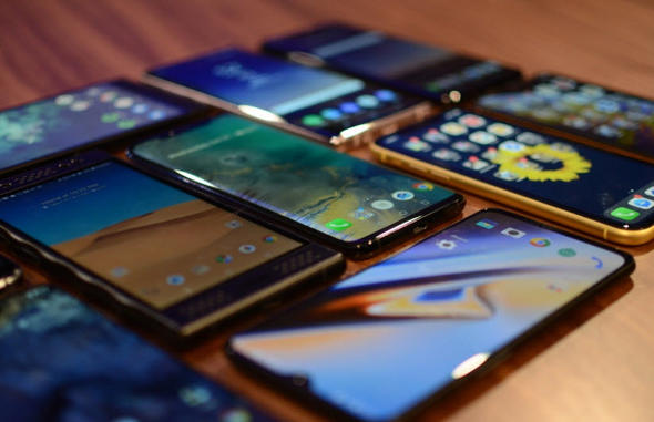 Dünyanın ən zərərli telefonları: Samsung Galaxy S8, Sony, iPhone 8...