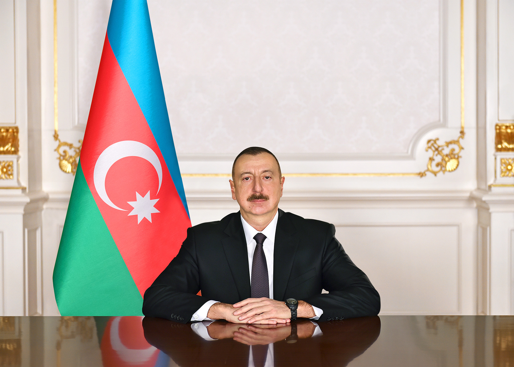 İlham Əliyev - Azərbaycanı inamla irəli aparan Prezident