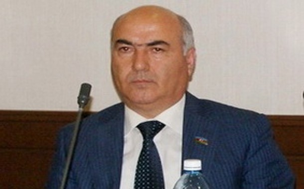 Deputatlar söyüş söyənlərə qucaq açan "YouTube"un bloklanmasını TƏKLİF ETDİ