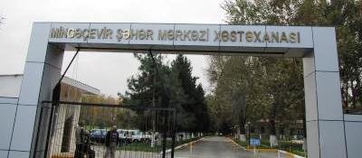 Azərbaycanda bu xəstəxanada ayaqyolundan istifadə edən xəstələrdən pul alınır - FOTO