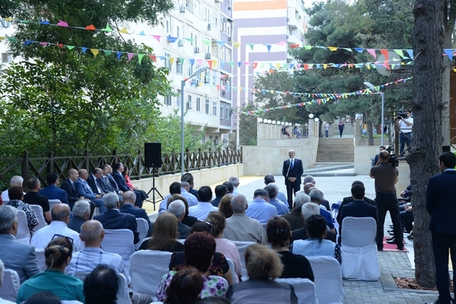 Nəsimi rayonunda vətəndaşların səyyar qəbulu - FOTOLAR