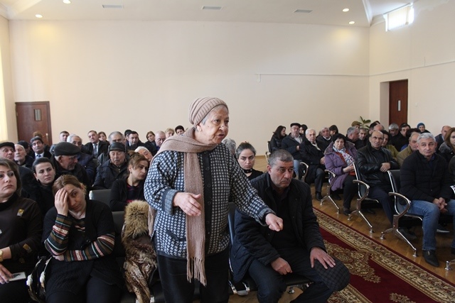 Nəsimi rayonunda vətəndaşların səyyar qəbulu - FOTOLAR