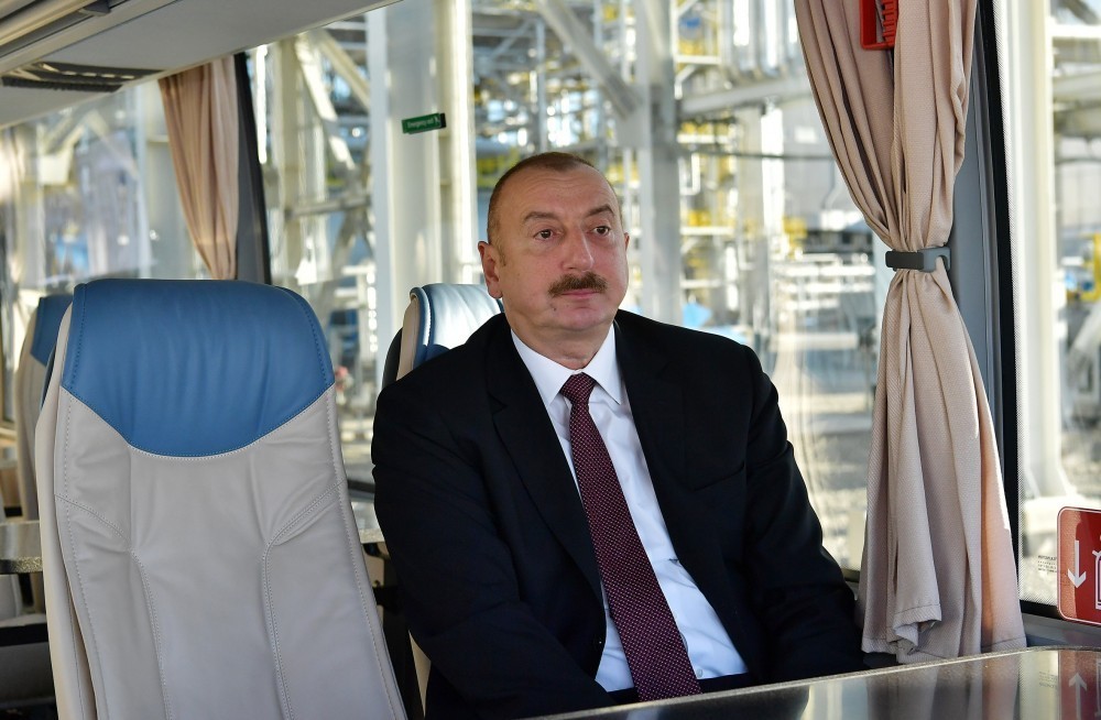 İlham Əliyev Sumqayıtda zavodunun açılışında iştirak edib - FOTOLAR