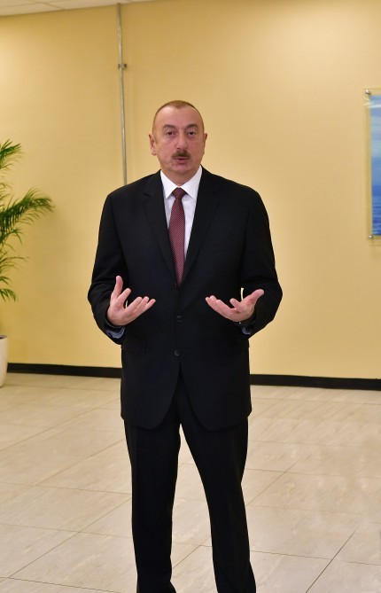 İlham Əliyev Sumqayıtda zavodunun açılışında iştirak edib - FOTOLAR