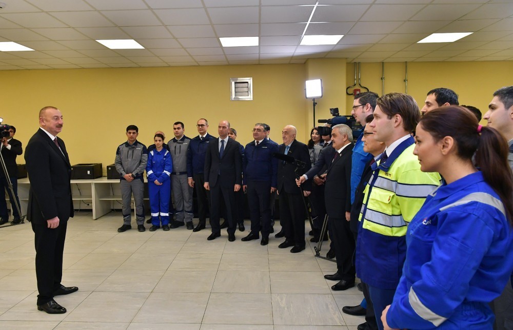 İlham Əliyev Sumqayıtda zavodunun açılışında iştirak edib - FOTOLAR