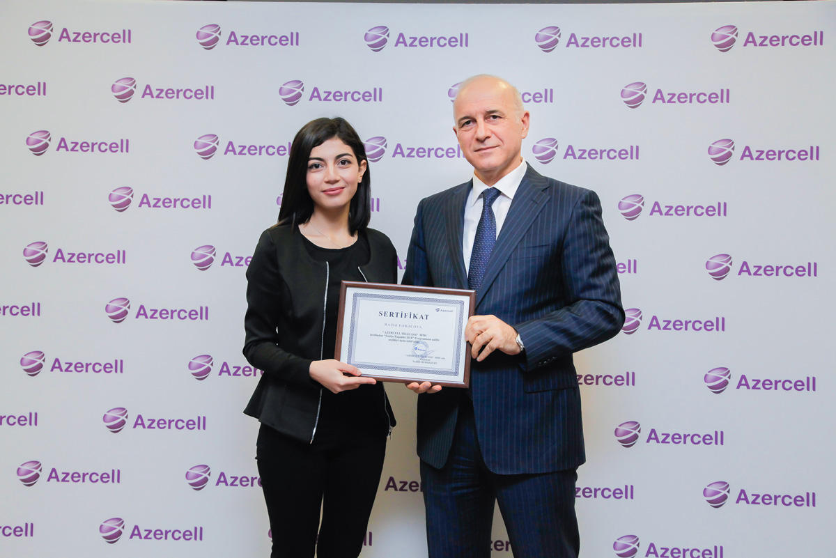 Bu il "Azercell" daha 25 tələbəni sevindirdi - FOTO