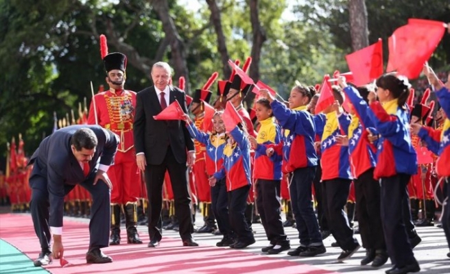 Ərdoğan Maduroya zəng etdi - “Qardaşım, dik dur, yanındayıq!”