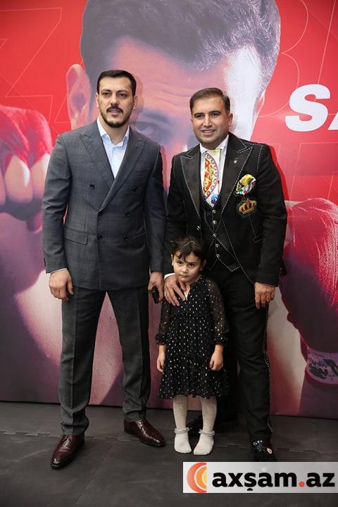Zabit Səmədov övladları ilə - FOTOLAR