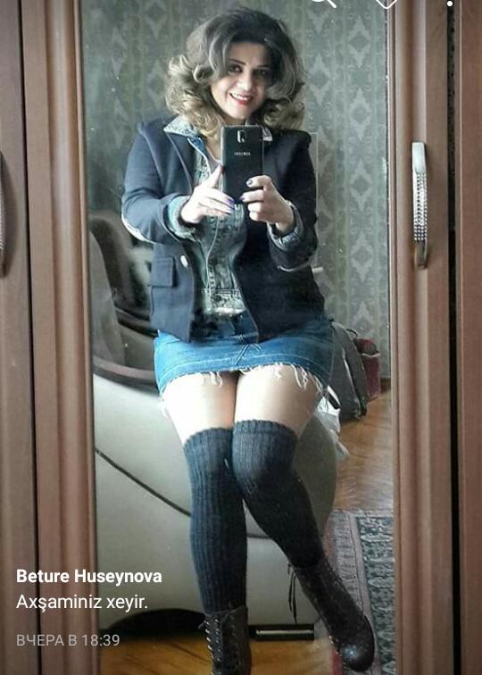 50 yaşlı xanəndənin mini ətəkdə — FOTOSU