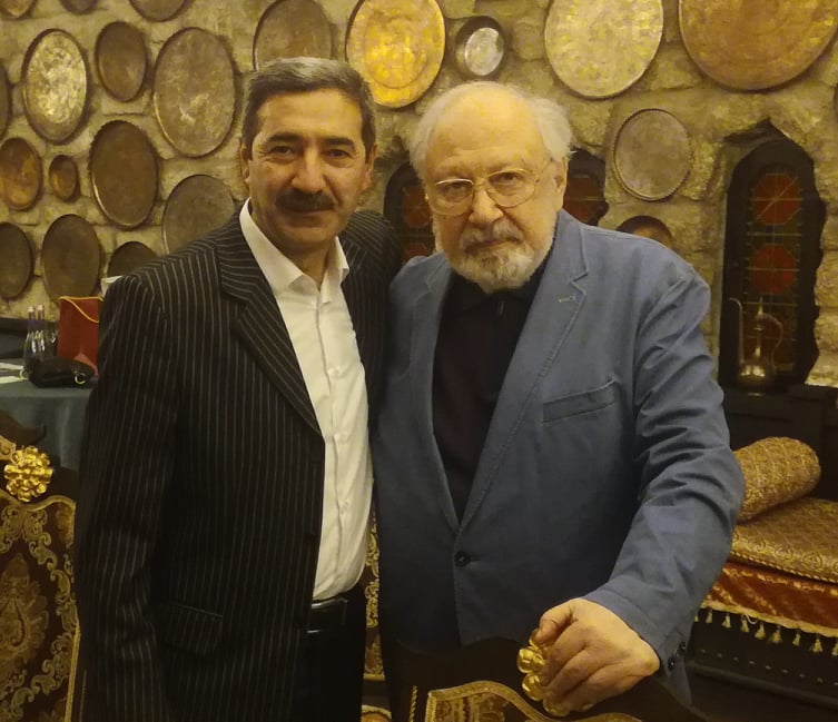 Rüstəm İbrahimbəyov Bakıya gəlib - Fotolar