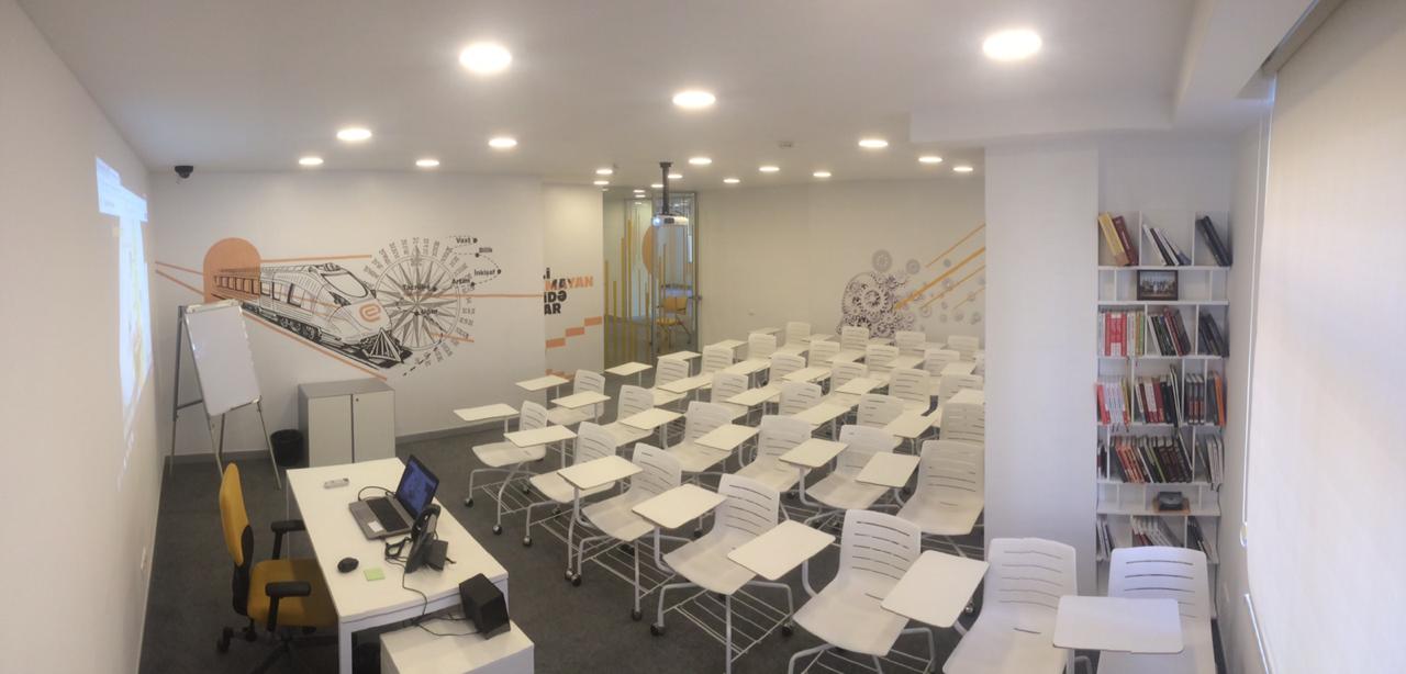 Expressbank əməkdaşları üçün yeni inkişaf mərkəzini istifadəyə verdi