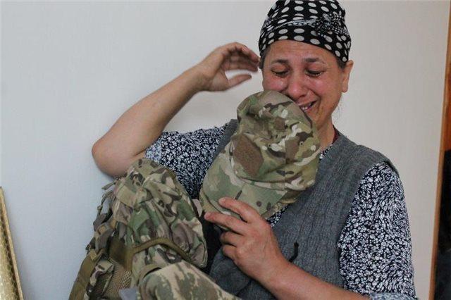 Aprel şəhidimizin anası vəfat etdi - FOTO