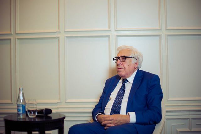 Sədr: “AccessBank”ın kollektivinin 35%-i xanımlardır