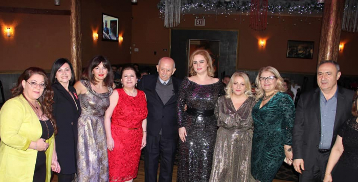 24 ildir Nyu-Yorkda Azərbaycanı təbliğ edən yəhudi - FOTO
