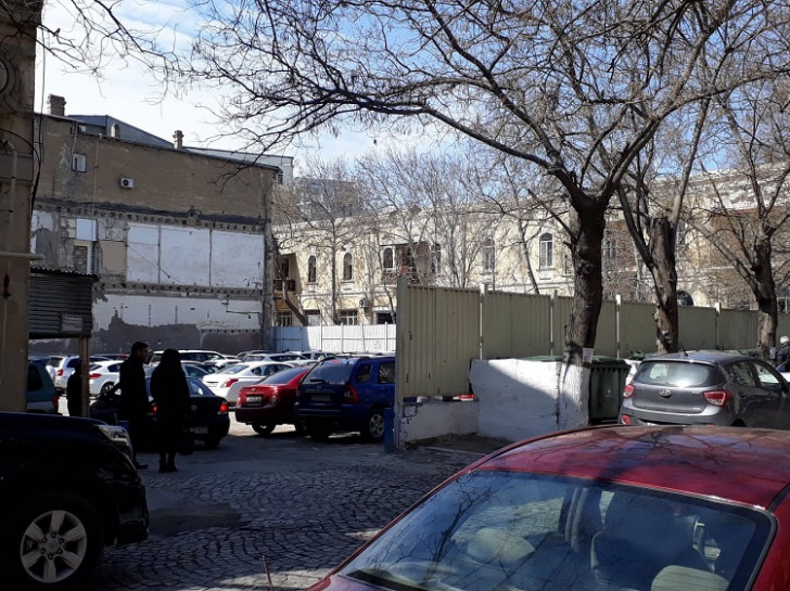 “Tarqovı”da hasarlanan sahə Füzuli Ələkbərovun imiş - Sabiq nazirin mülklərinin SİYAHISI
