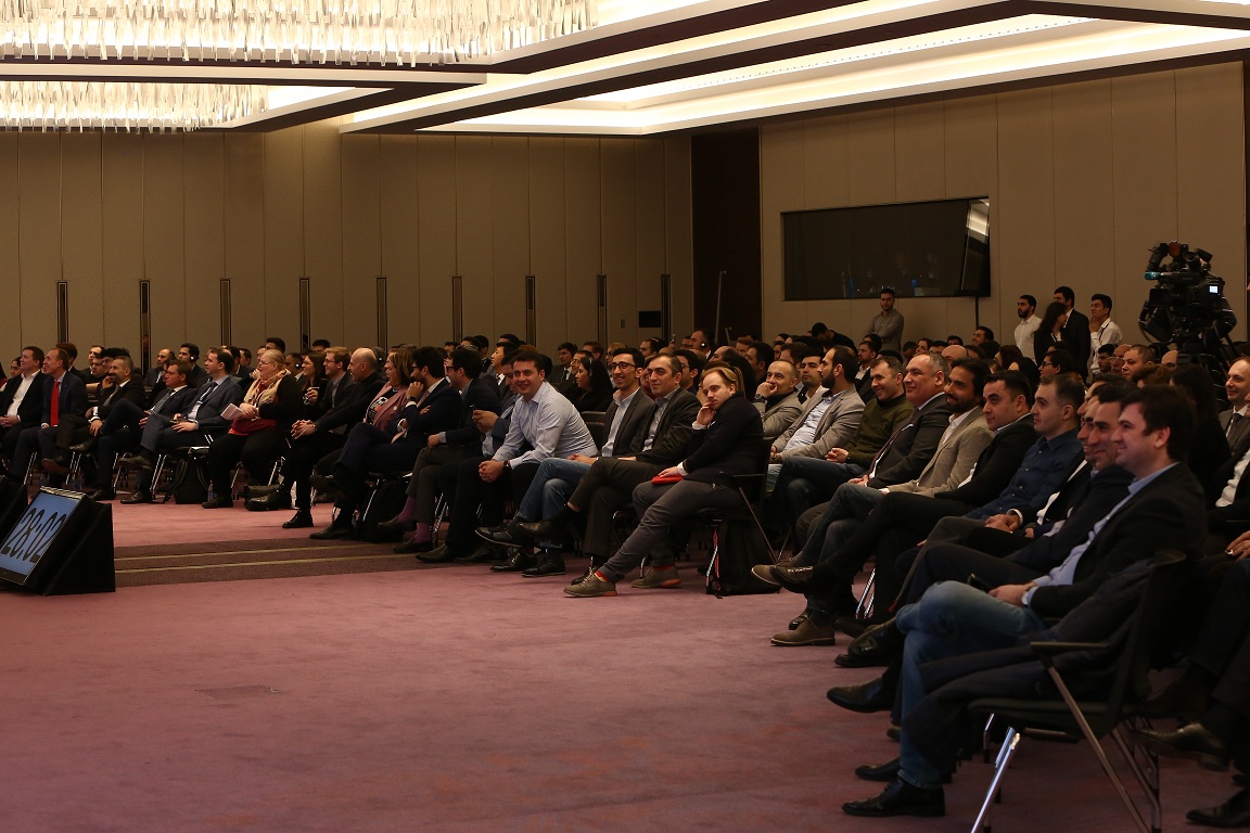 “NIKOIL Bank” beynəlxalq nüfuzlu bankirlərin iştirakı ilə “Sabahın Bankçılığı” forumu keçirdi