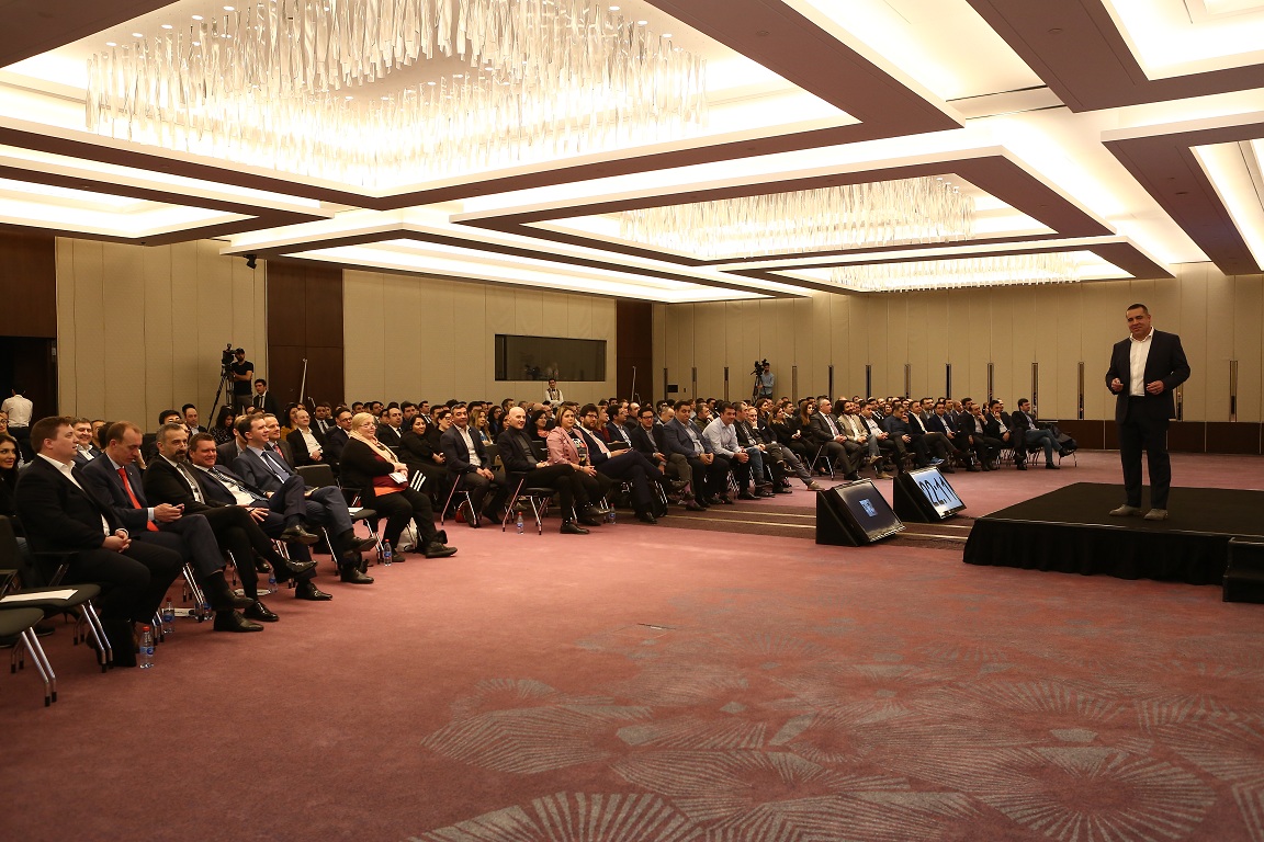 “NIKOIL Bank” beynəlxalq nüfuzlu bankirlərin iştirakı ilə “Sabahın Bankçılığı” forumu keçirdi