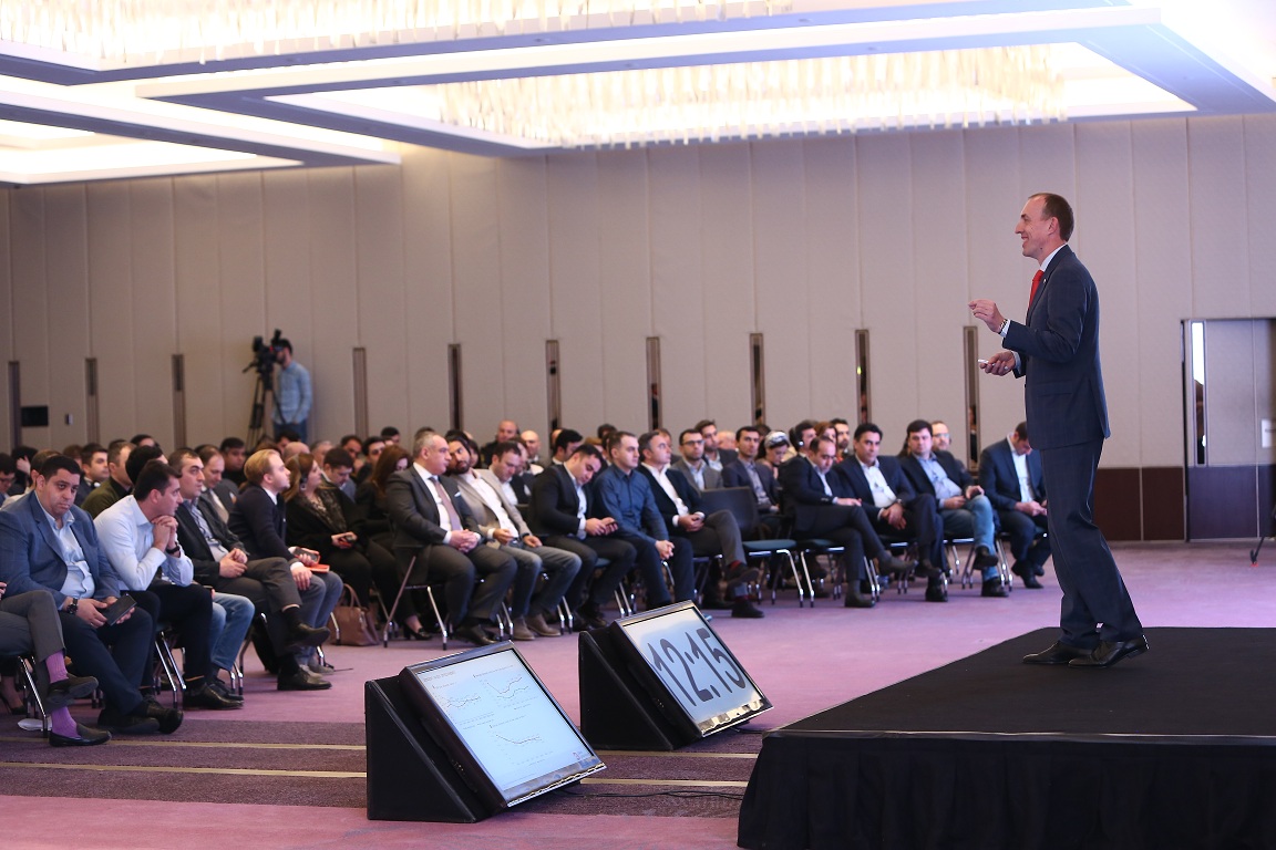“NIKOIL Bank” beynəlxalq nüfuzlu bankirlərin iştirakı ilə “Sabahın Bankçılığı” forumu keçirdi
