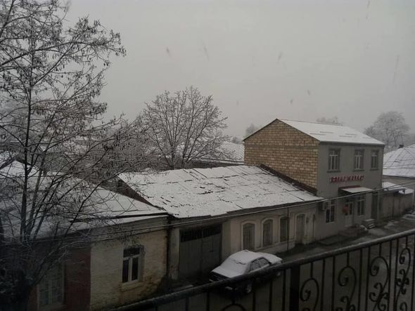 Qubaya qar yağıb - FOTO