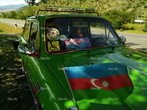 65 yaşlı sürücü qəribə avtomobili ilə Azərbaycanı gəzir - FOTOLAR
