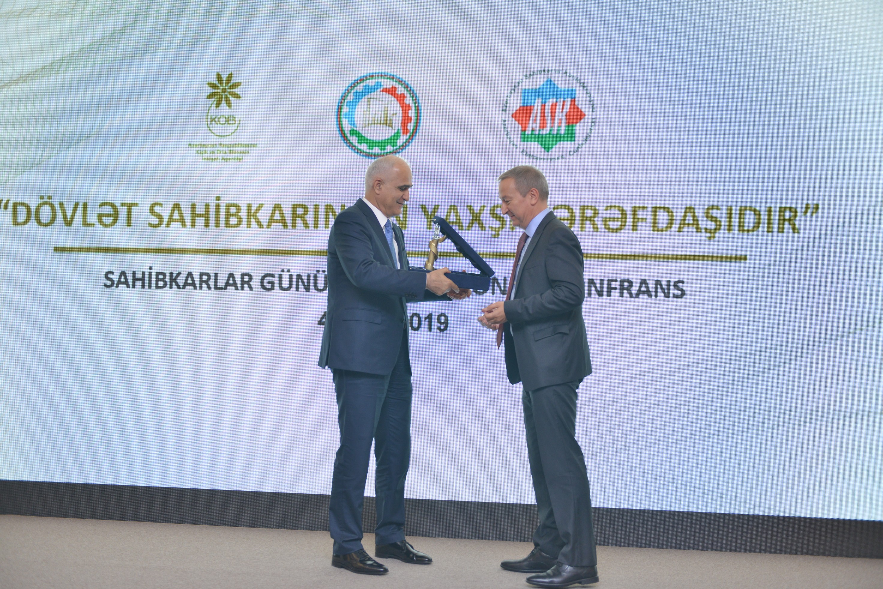 İqtisadiyyat Nazirliyi “Bakcell”i mükafatlandırdı