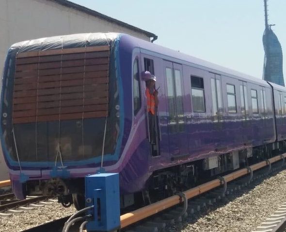 Metrodakı yeni qatarlar digərlərindən nə ilə fərqlənəcək? - FOTO