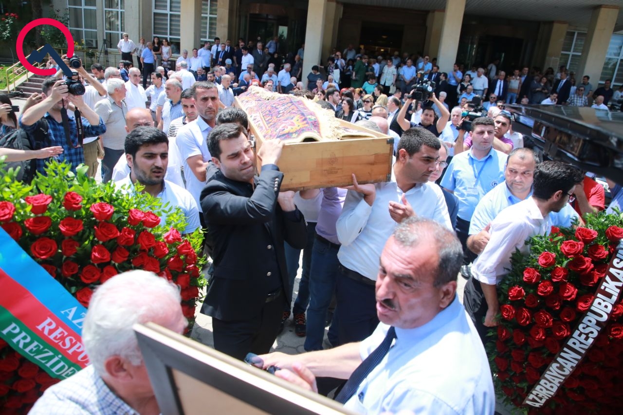 Şirməmməd Hüseynov son mənzilə yola salındı - FOTOLAR