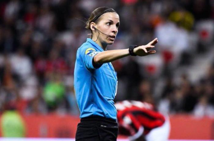 Futbol tarixində ilk - UEFA Super Kubokunun final hakimi qadın oldu -