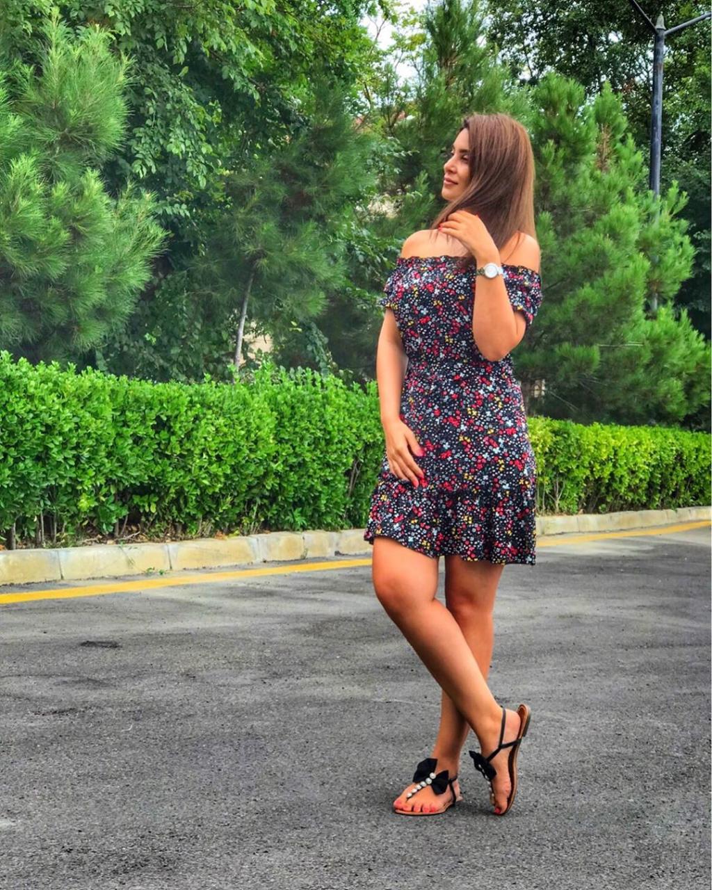 Rahidəni qısa paltarda görən kişilər: Əzab verirsiniz, can alırsınız... - FOTO