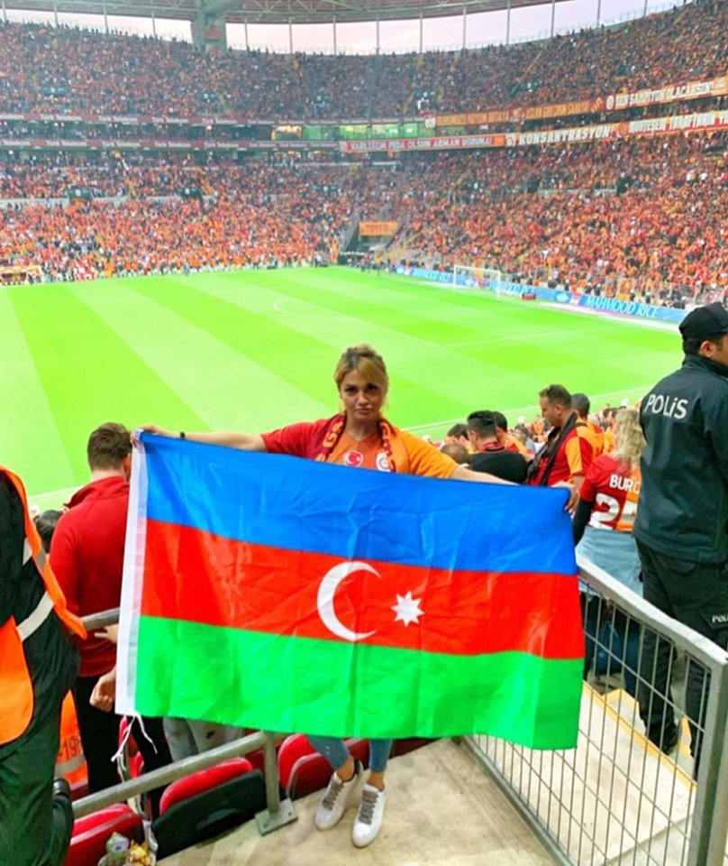 Kəmalə İsmayılova: "Mənə kişilərdən çox, qadınlar sevgi təklifi edir" - VİDEO+FOTO