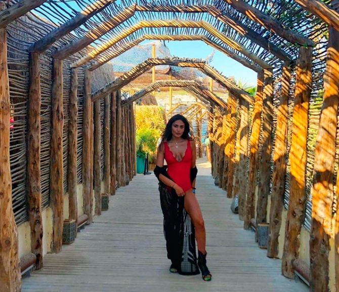 Pərvin Abıyeva yenə ağılları başdan aldı - FOTO
