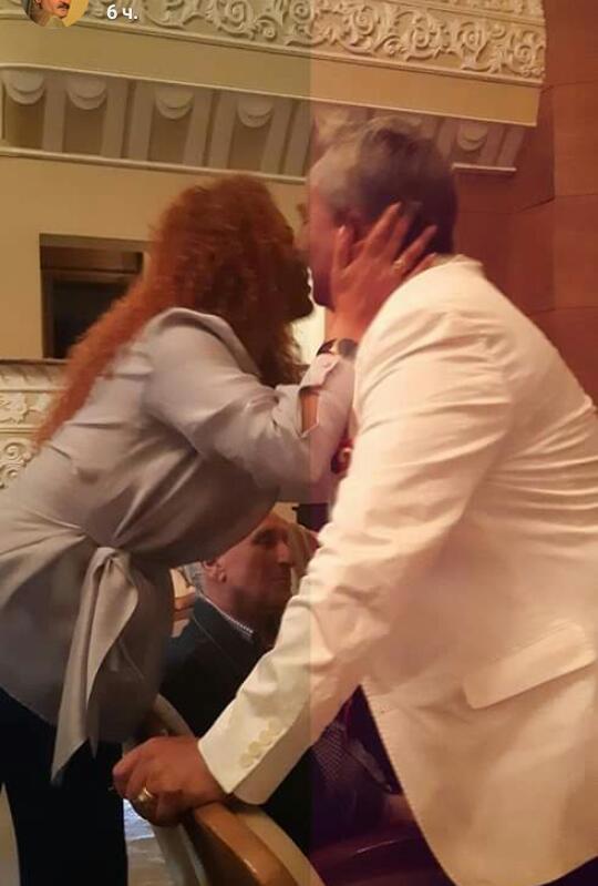 Vəfa Zeynalovanın kişi həmkarıyla elə — FOTOSU YAYILDI Kİ...