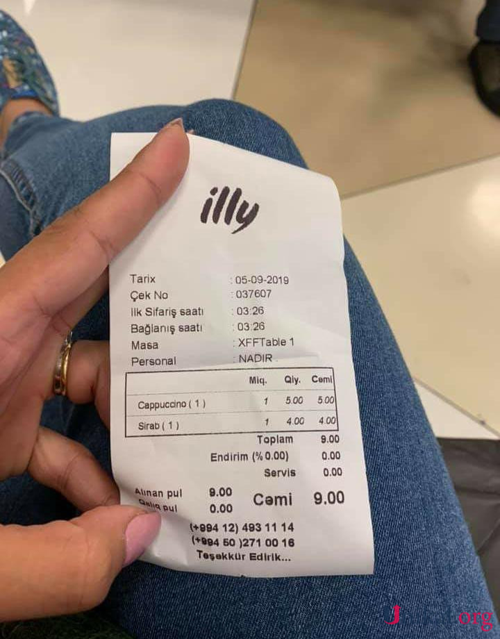 Bakı hava limanında 0.50 qəpiklik su 4 manata satılır