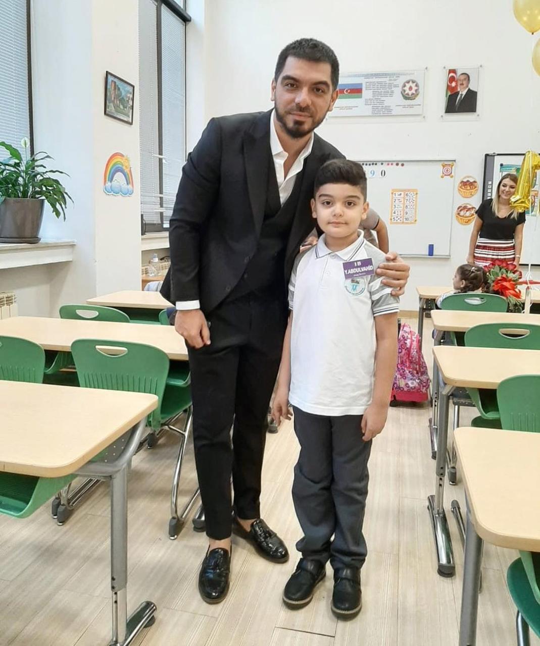 MƏŞHURLARIN bu gün birinci sinifə gedən UŞAQLARI - FOTO