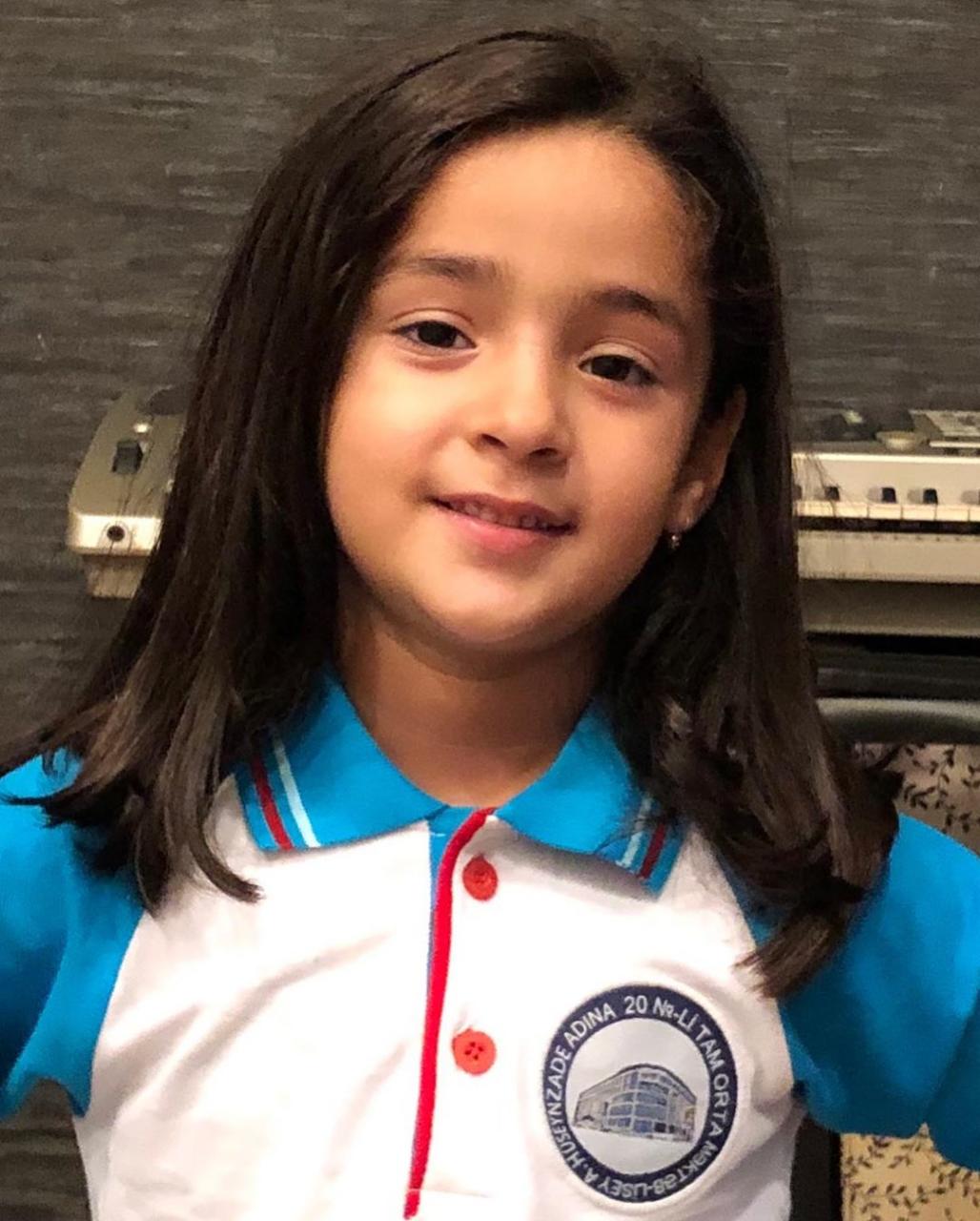 MƏŞHURLARIN bu gün birinci sinifə gedən UŞAQLARI - FOTO