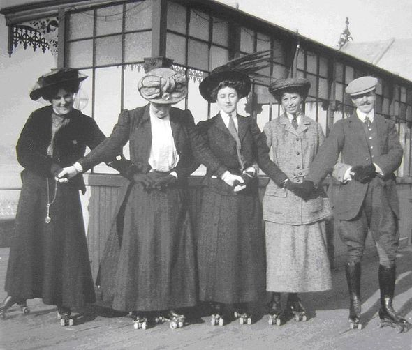 Ömrü boyu eyni dəhşətli yuxunu görən dahi - Bəhsə düşüb dünya səviyyəli yazıçıya çevrildi