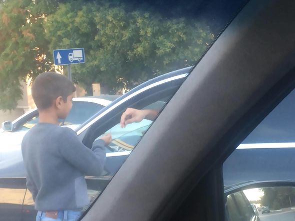 Sədəqə verənlərin sayının çox olması dilənçiliyi həyat tərzinə çevirir - AÇIQLAMA