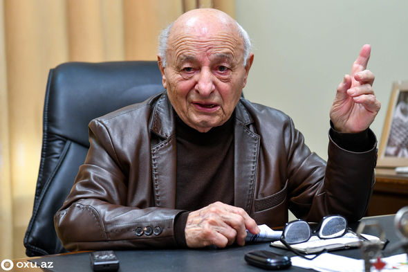 Ömər Eldarov: Tələbələrin əl işləri şəhərdəki bir çox əsərlərdən daha uğurludur - MÜSAHİBƏ