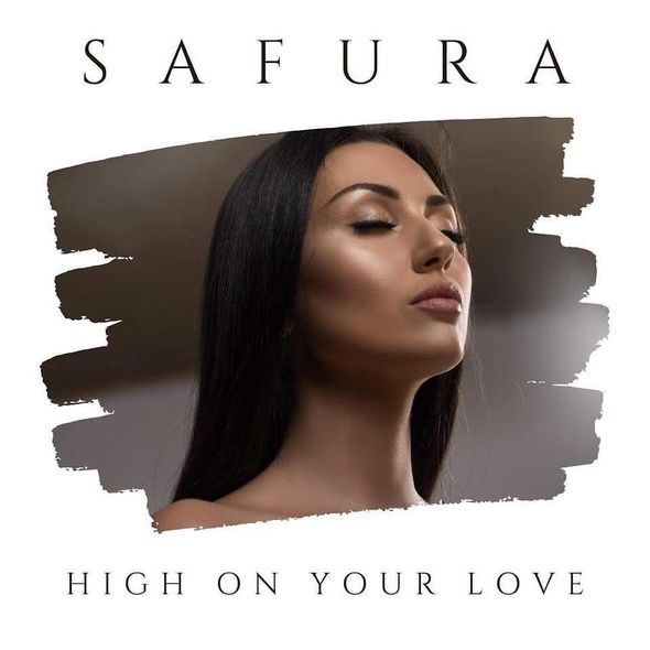 Safura yenidən səhnəyə qayıdır - FOTO