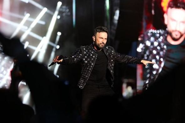 Tarkan konsertlərdən rekord məbləğ qazandı - FOTO