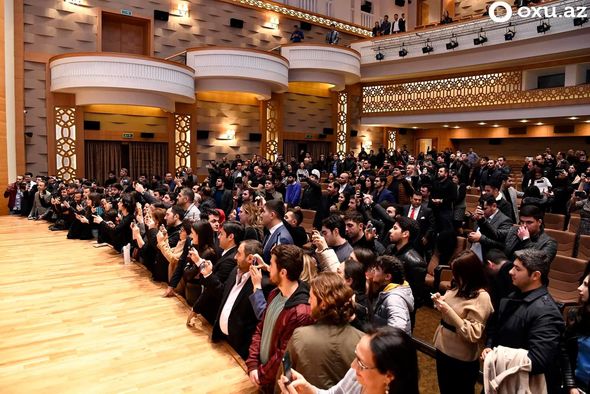 Türkiyəli ulduzlar Bakıda: “Babam azərbaycanlıdır” - FOTO