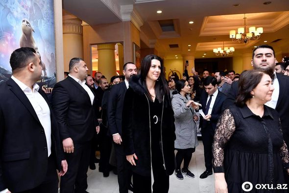 Türkiyəli ulduzlar Bakıda: “Babam azərbaycanlıdır” - FOTO