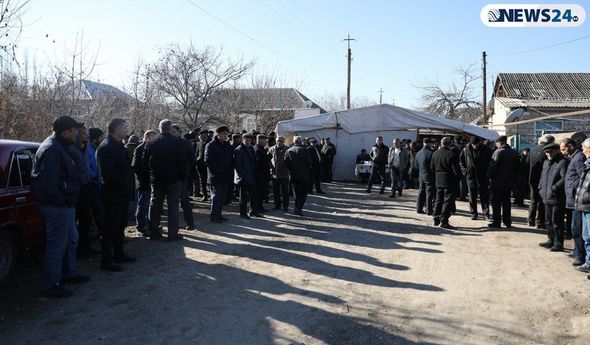“Dedi ki, ata, səni bütün Azərbaycana tanıdacam...” - Nərminin Nərminsiz qalan evi və məktəbi - VİDEO