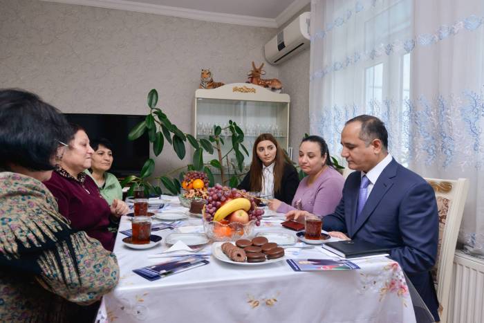 Kamaləddin Qafarov Xutor və Rəsulzadə qəsəbələrində seçicilərlə görüşüb