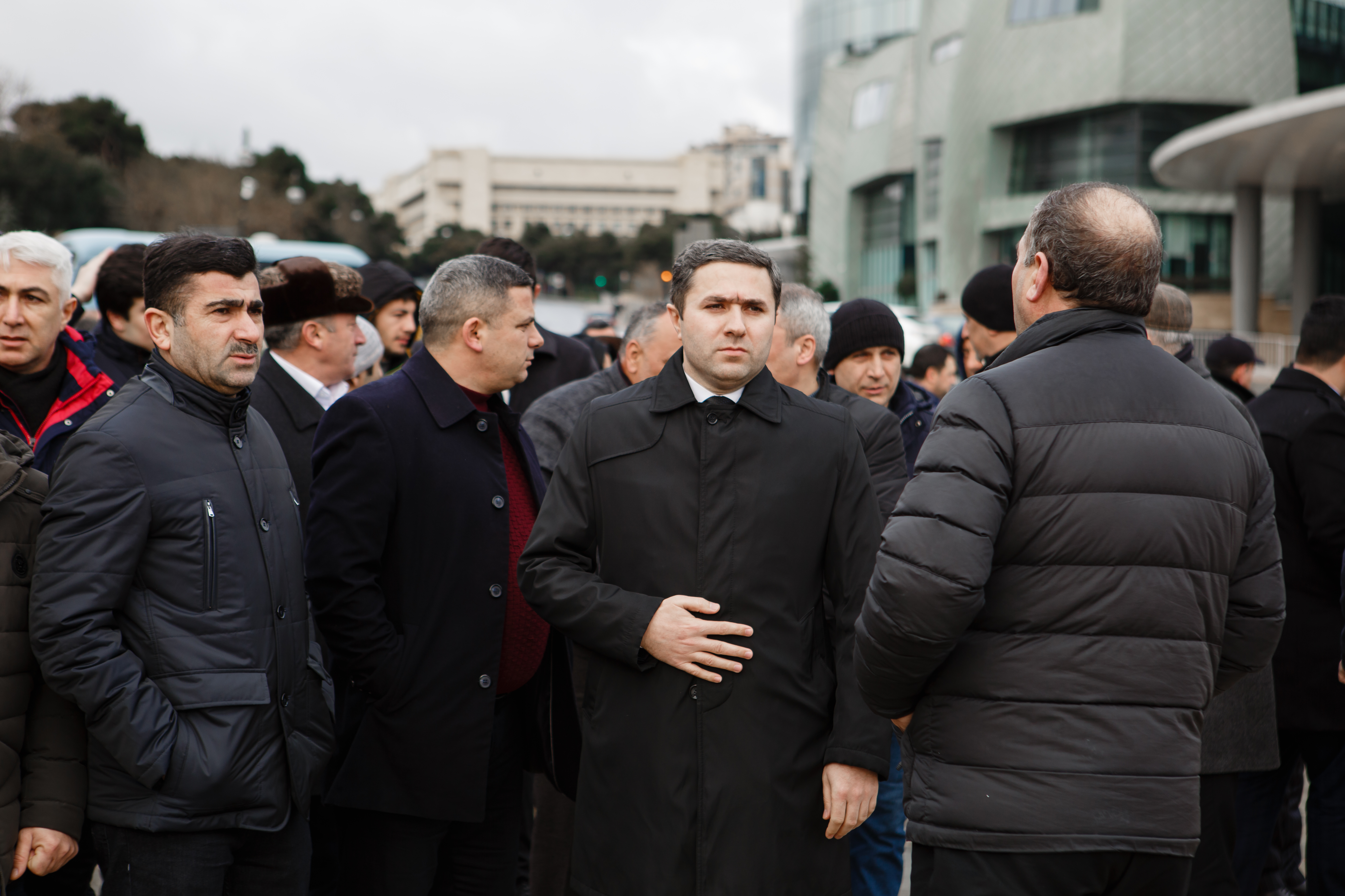 Xaliq Hüseynov qərargah üzvləri ilə Şəhidlər Xiyabanını ziyarət etdi - FOTO - VİDEO
